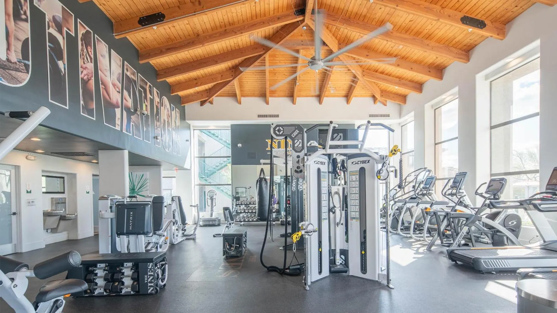 Exclusive Unit Golf Side- Walkable Area - King Bed - N248 Appartement Scottsdale